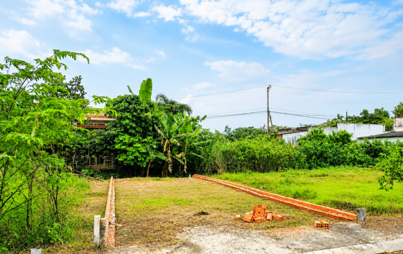 TRUNG TÂM CẦN ĐƯỚC – ĐẤT THỊ TRẤN GIÁ CHỈ 650 TRIỆU, SỔ HỒNG RIÊNG, CÔNG CHỨNG NGAY !
